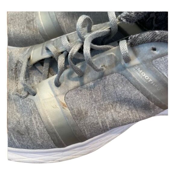 Reebok Running Shoes Sneakers Gray Smooth Fuse Technology Memory Foam Insoles 9 - Picture 4 of 11